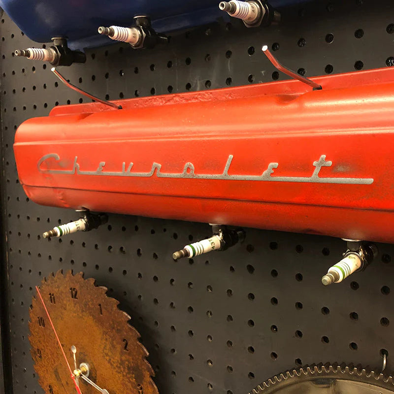 Einzigartige Wandhaken im Zündkerzen-Design – Perfekt für Auto-Fans!