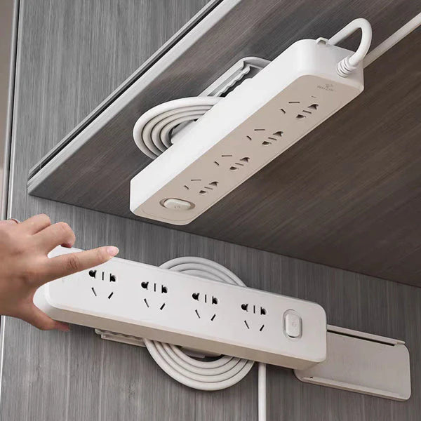 Selbstklebender Halter für Stecker & Adapter