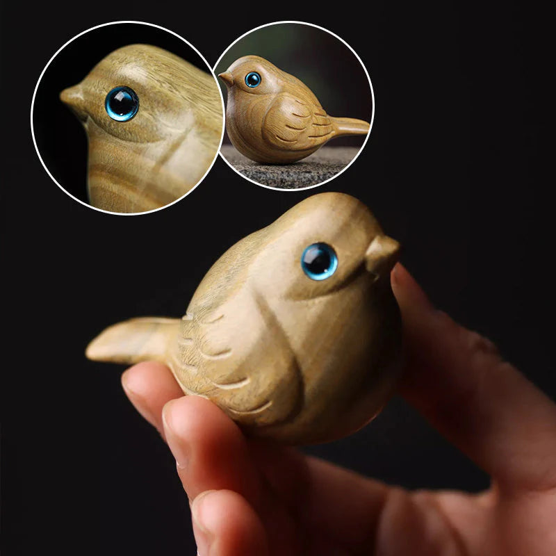 Handgefertigter Sandelholz Vogel