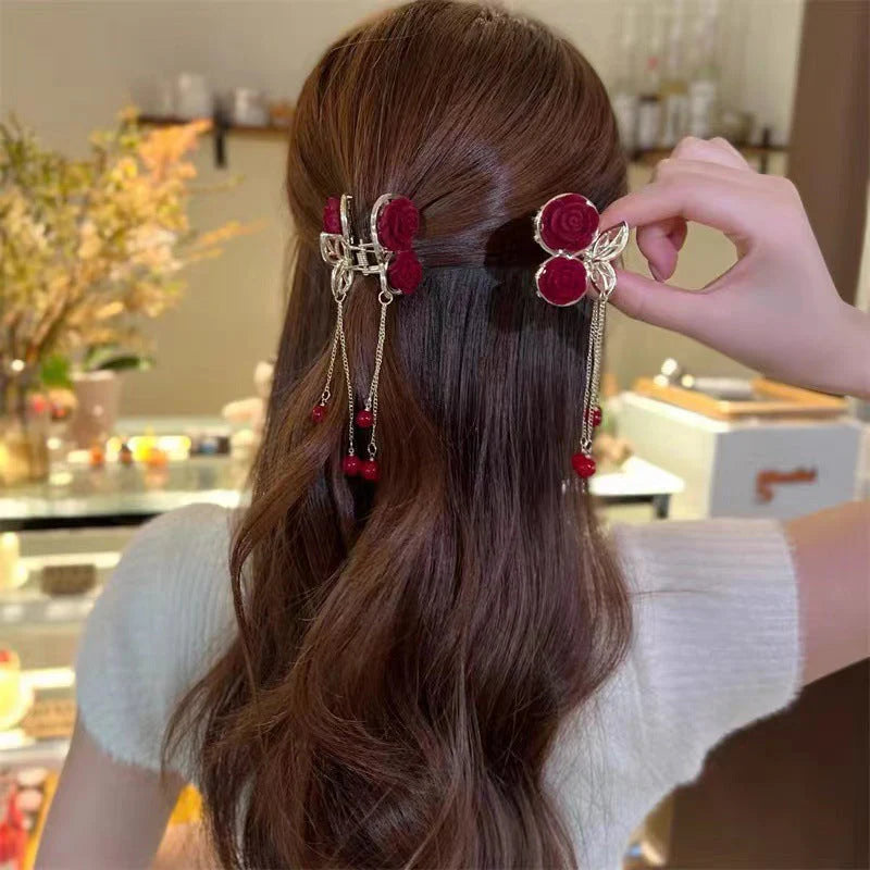 Elegante Haarspange mit Quaste