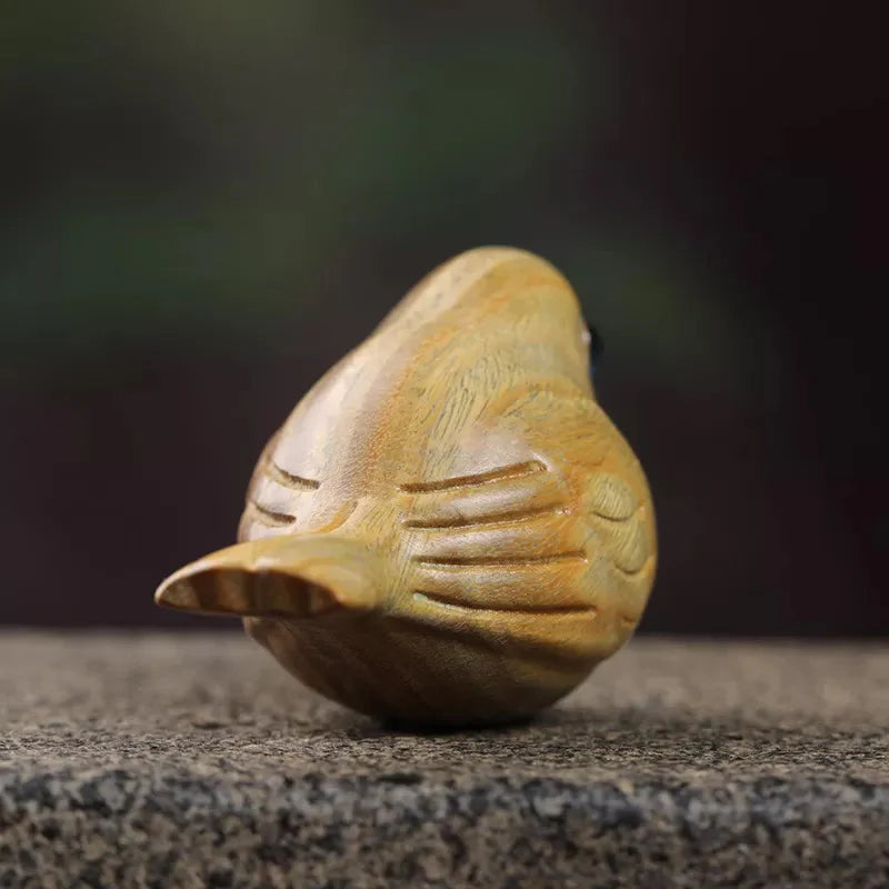Handgefertigter Sandelholz Vogel