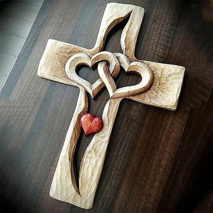 Liebevolle Herz-Kreuz Skulptur