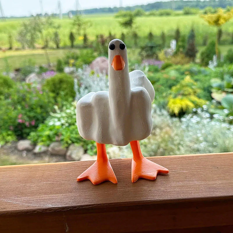 Freche Entenfigur für den Garten