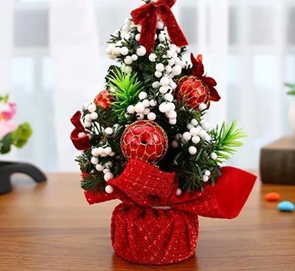 Weihnachtsbaum-Tischdekoration – Festliche Eleganz für dein Zuhause