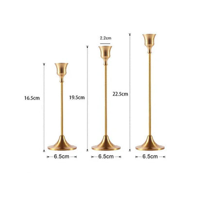 Eleganter Goldener Kerzenhalter