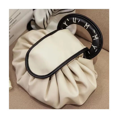 Wasserfeste Kosmetiktasche mit viel Stauraum